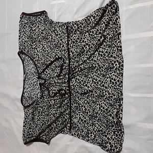 CL196 KC Stevens animal printing blouse stretch